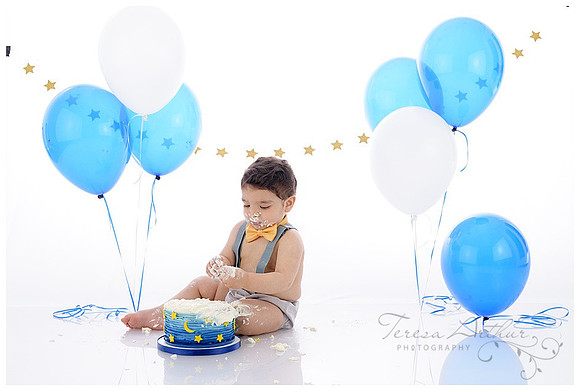 cake smash photos for boys
