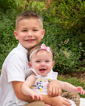 SIBILING FAMILY PHOTO SESSION PHOTOGRAPHERS IN NOVA AREA TERESA ARTHUR PHOTOGRAPHY