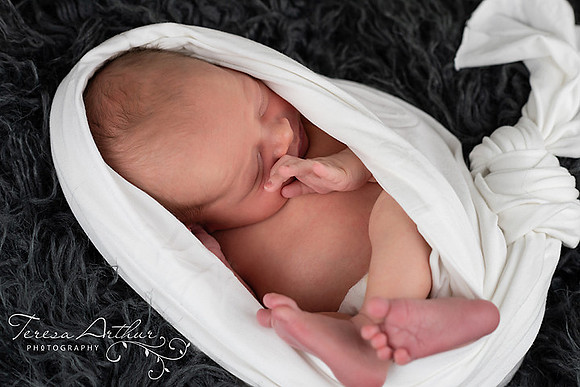 BABY PHOTOGRAPHER IN NORTHERN VIRGINIA-TERESA ARRTHUR PHOTOGRAPHY