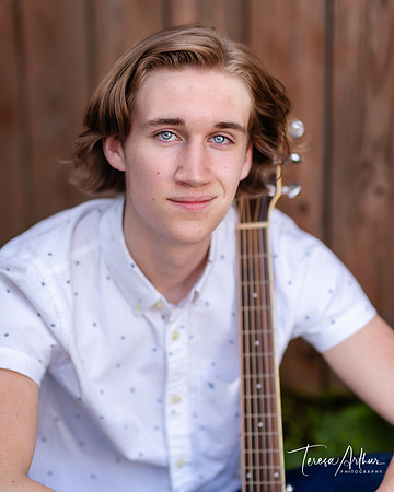 Guy Senior Portraits by Teresa Arthur Photography