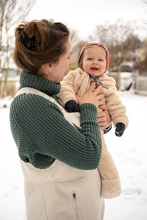 SNOWDAYS-2024-MARGARET'S FIRST SNOW-19