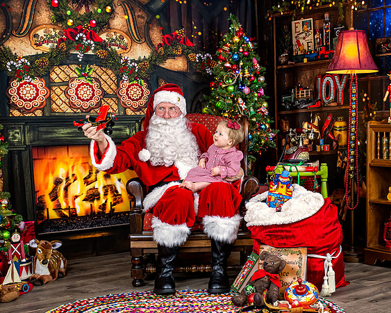 UHLER-M-SANTA-2023-182-Edit