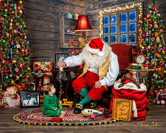 SANTA-BERRY-N-2019-47-Edit