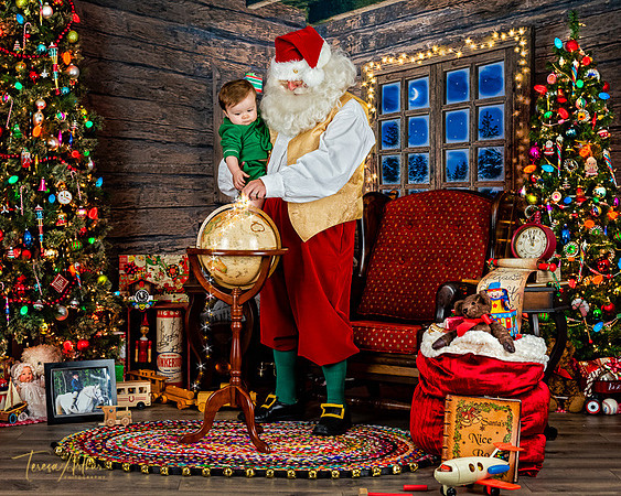 SANTA-BERRY-N-2019-254-Edit
