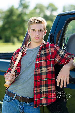 NORTHERN VIRGINIA SENIOR PORTRAITS BY TERESA ARTHUR PHOTOGRAPHY