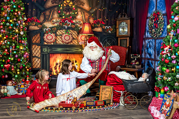 SANTA AND KIDS PICTURES 2021 BY TERESA ARTHUR PHOTOGRAPHY
