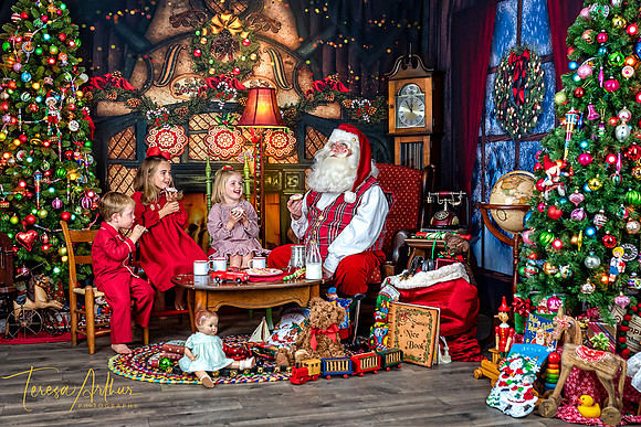 SANTA PORTRAITS BY TERESA ARTHUR PHOTOGRAPHY-FAUQUIER COUNTY VA 2021