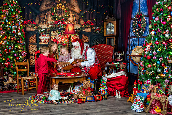 STORYBOOK SANTA PHOTO SESSIONS BY TERESA ARTHUR PHOTOGRAPHY-2021