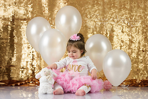 CUTE ONE YEAR BABY PHOTOS