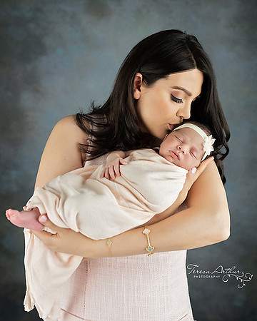newborn photographer in warrenton virginia teresa arthur photography
