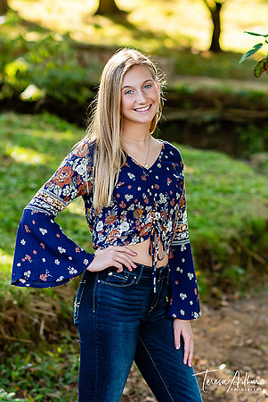 high school senior portraits by teresa arthur in warrenton va