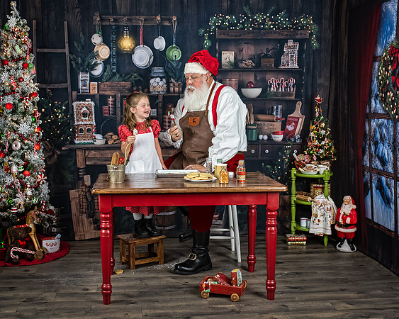 GLEAR-SANTA-2022-989-Edit