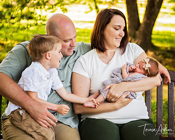 OUTDOOR FAMILY NEWBORN SESSION BY TERESA ARTHUR PHOTOGRAPHY IN WARRENTON VA