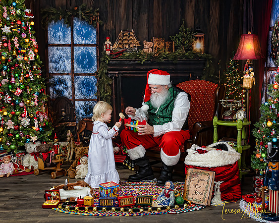 RileyW-Santa-2024-345-Edit