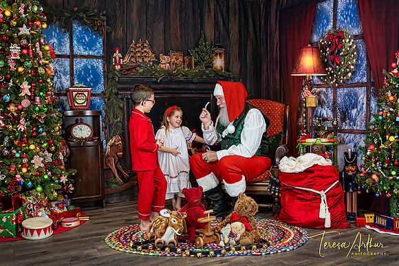 EC-HELSEL-SANTA-2024-1591-Edit