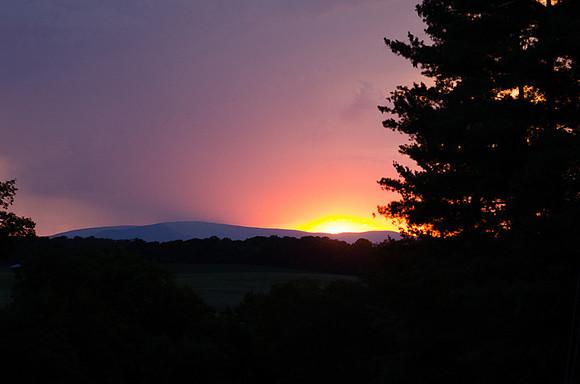 Sunset at Fauquier Springs Country Club Wedding Venue photo by Teresa Arthur Photography