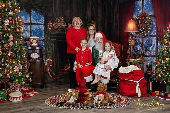 EC-HELSEL-SANTA-2024-1457-Edit