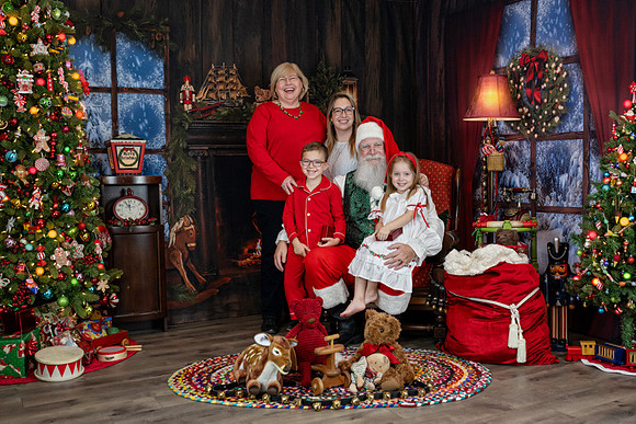 EC-HELSEL-SANTA-2024-1457-Edit