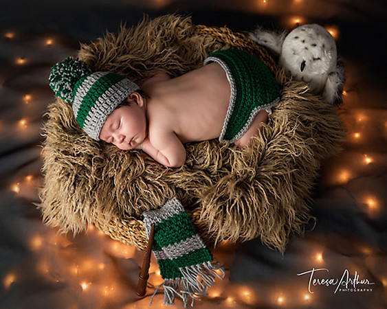 HALLOWEEN HARRY POTTER INSPIRED PHOTO SESSIONS-NEWBORN PHOTOGRAPHERS IN NORTHERN VA-TERESA ARTHUR PHOTOGRAPHY