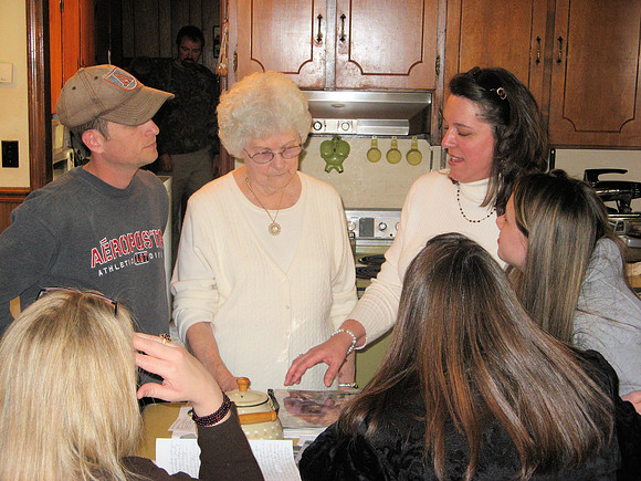 Aunt Mildred Boone Visit Sharing Pictures