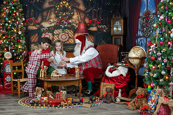 COMPTON-SANTA-2021-1115