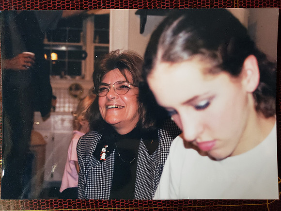 Minnie F Compton and Granddaughter-Kristen Arthur 1999