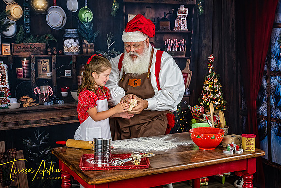 Baking with Santa-Teresa Arthur Photography-Warrenton Va