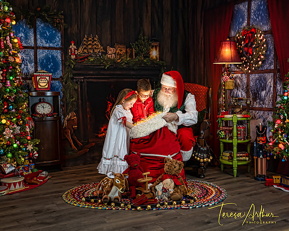 EC-HELSEL-SANTA-2024-1199-Edit