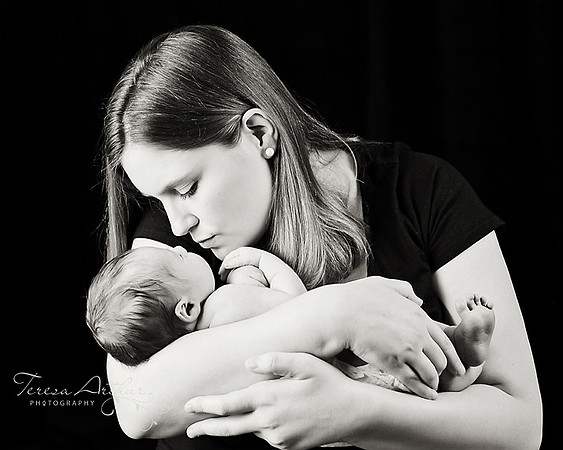 MOTHER AND BABY PHOTOS