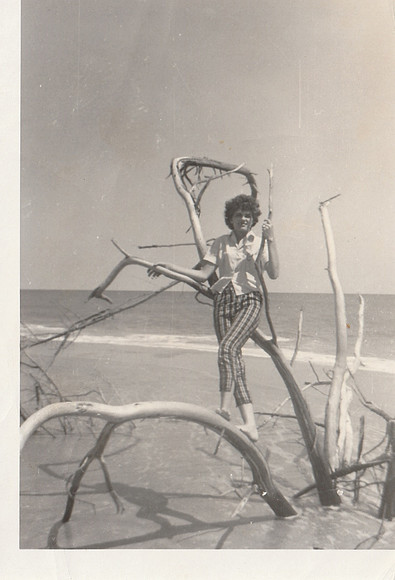 Minnie F Compton at beach early 60s (3)